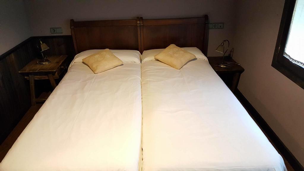 Hostal Itzalargikoborda Elizondo Bagian luar foto